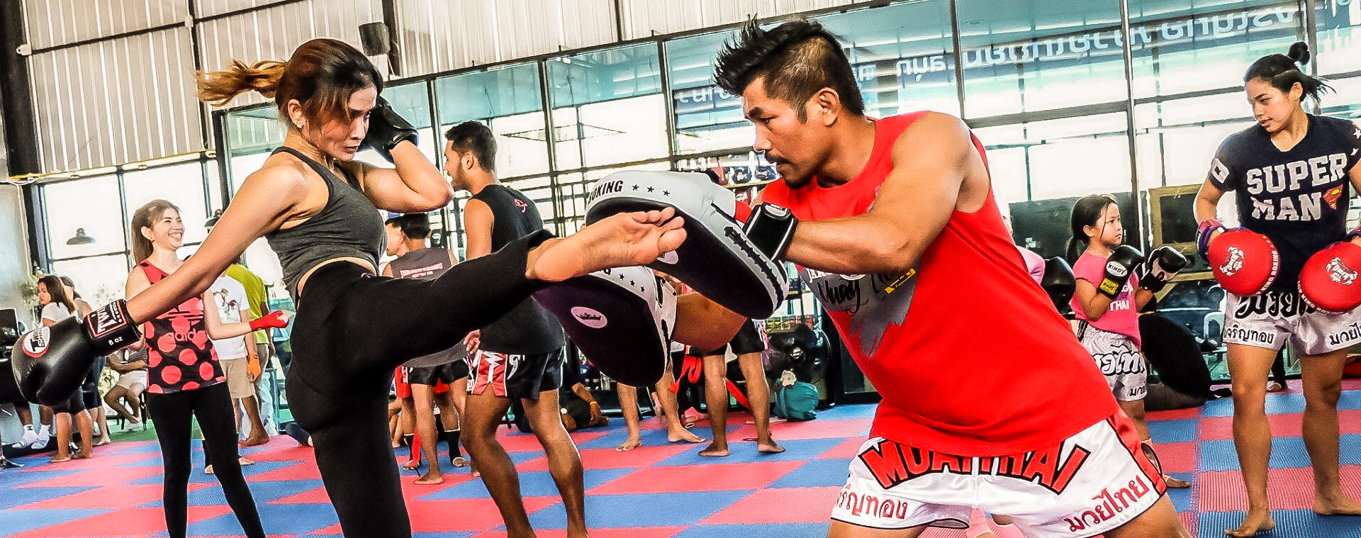 muay-thai-boxing-training-thailand muay-thai-boxing-training-thailand